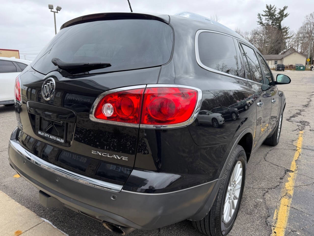 Used 2012 Buick Enclave Leather w/ Trailering Provision Package image 3