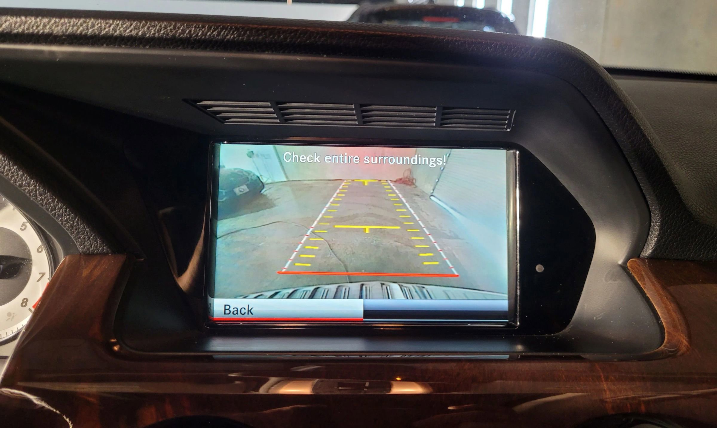 Used 2015 Mercedes-Benz GLK 350 4MATIC image 30