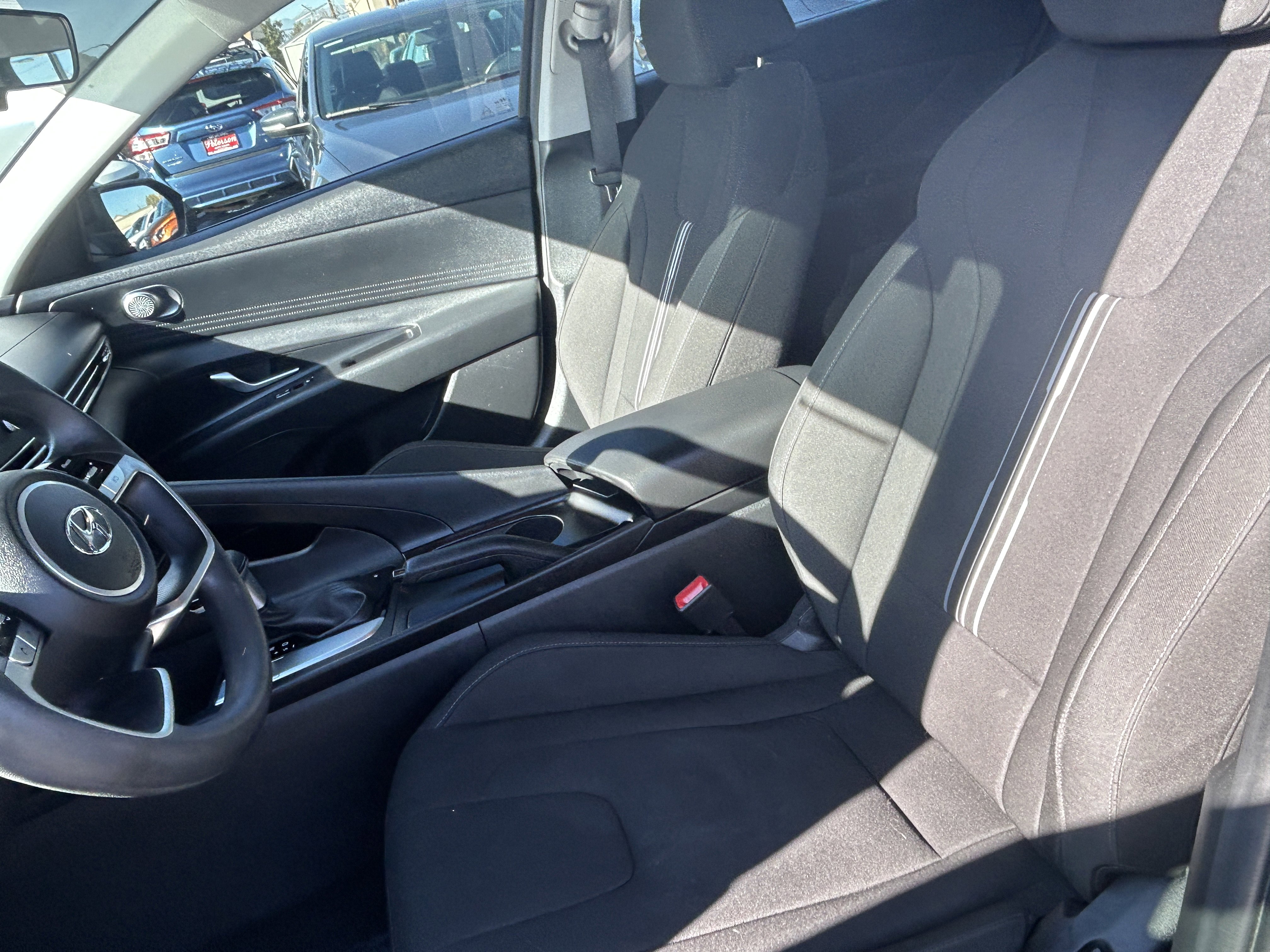 Used 2023 Hyundai Elantra SEL image 7