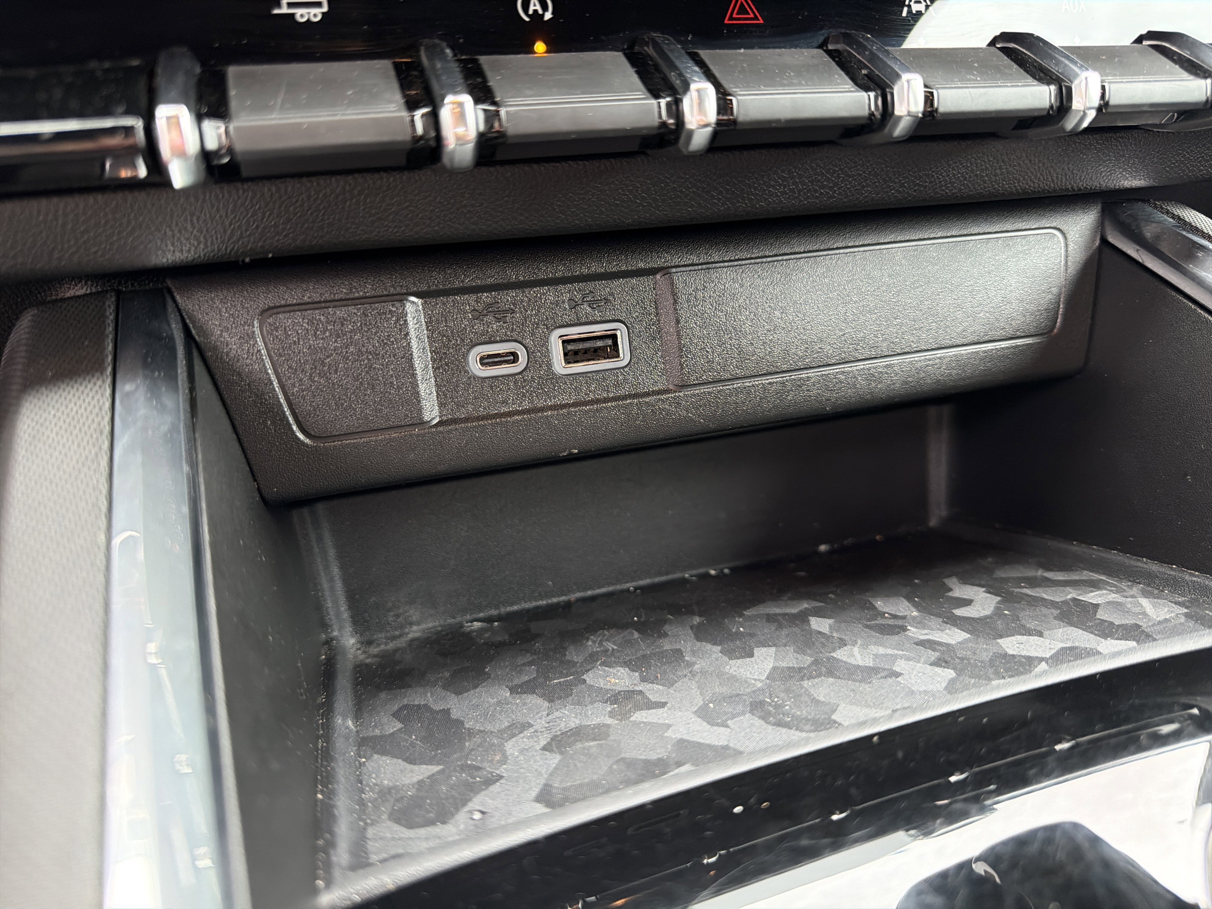 Used 2026 GMC Canyon Elevation w/ Convenience Package RWD image 19