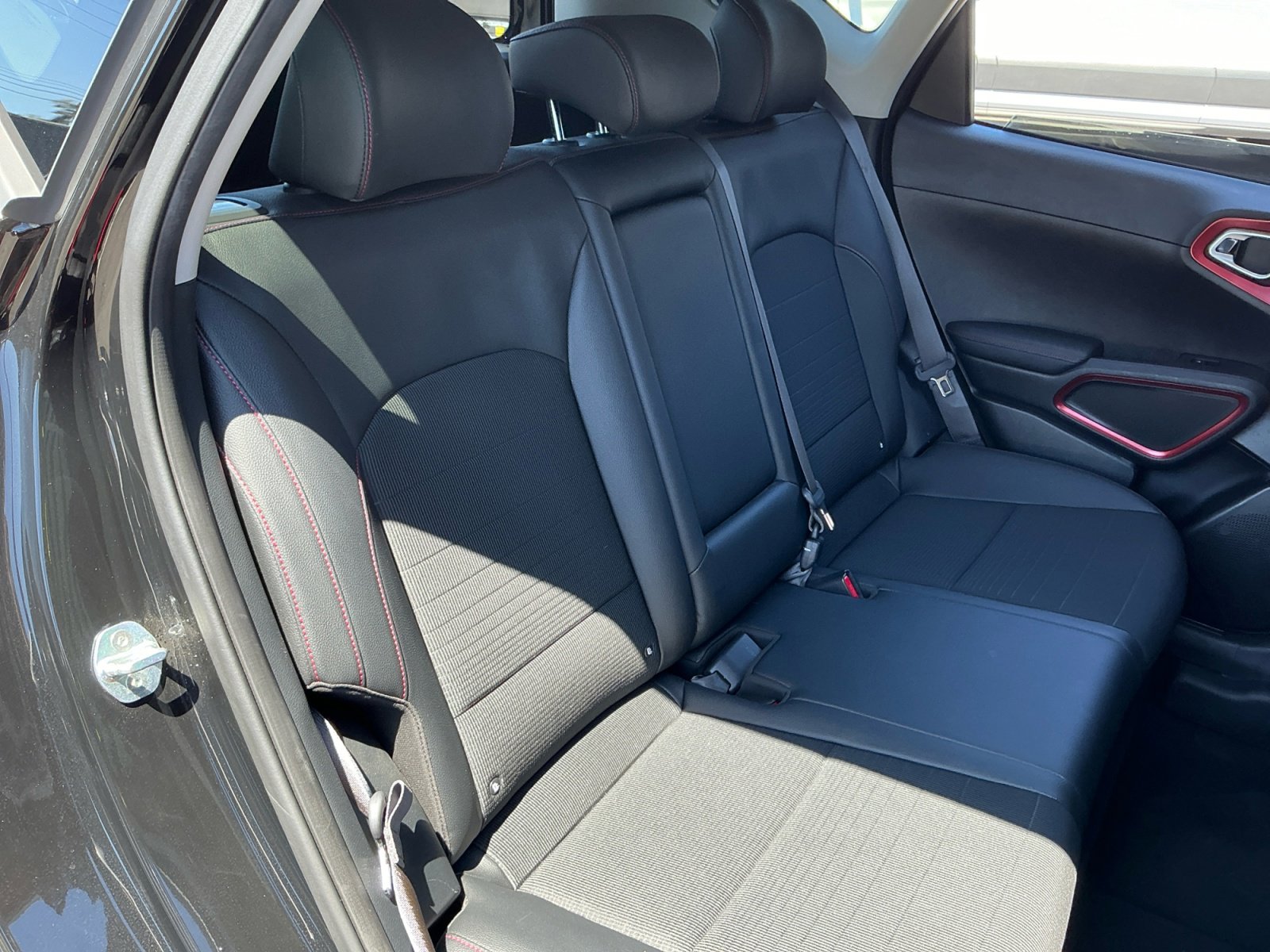 Used 2021 Kia Soul Turbo FWD image 20