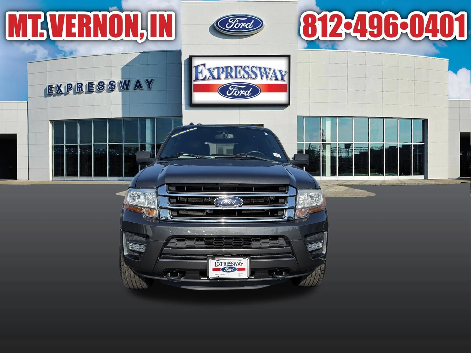 Used 2017 Ford Expedition XLT w/ Equipment Group 202A AWD/4WD image 3