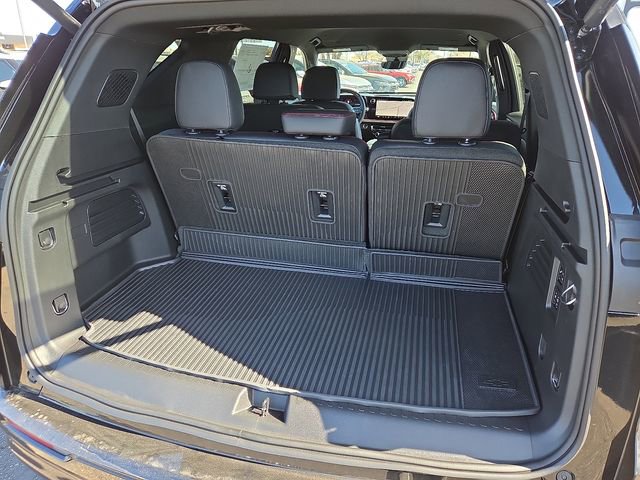 New 2026 Chevrolet Traverse RS w/ LPO, Floor Liner Package image 6