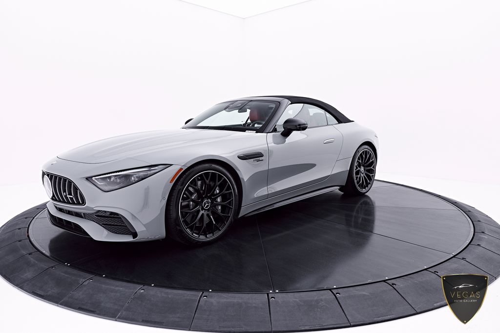 Used 2025 Mercedes-Benz SL 43 AMG w/ Driver Assistance Package image 13