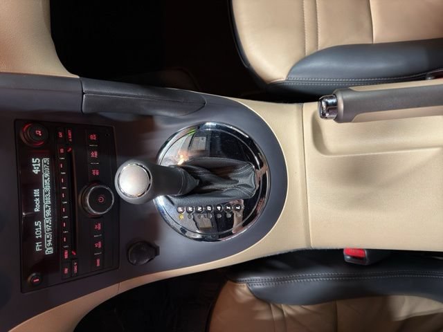 Used 2007 Pontiac Solstice Convertible w/ Premium Package RWD image 28