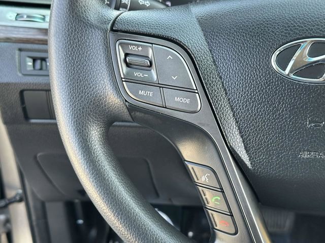 Used 2017 Hyundai Santa Fe Sport image 9