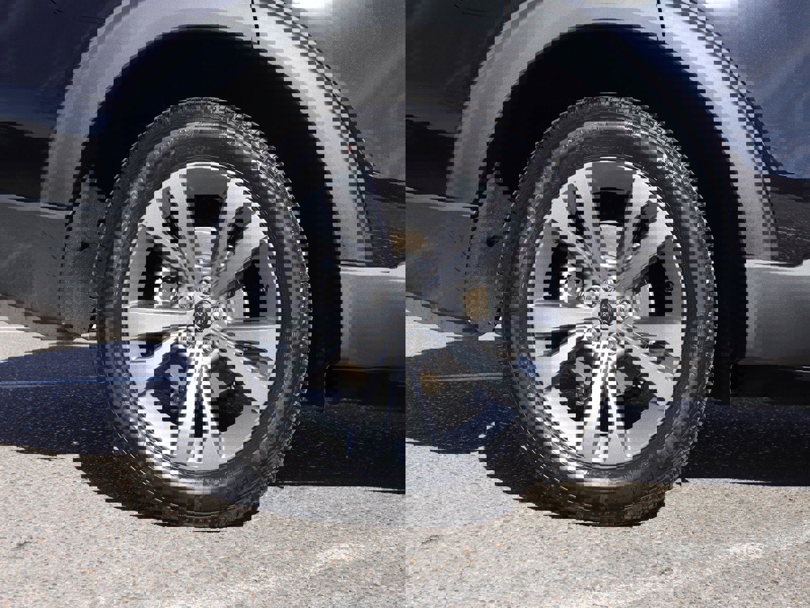 New 2025 Ford Explorer Active w/ Active Comfort Package image 12