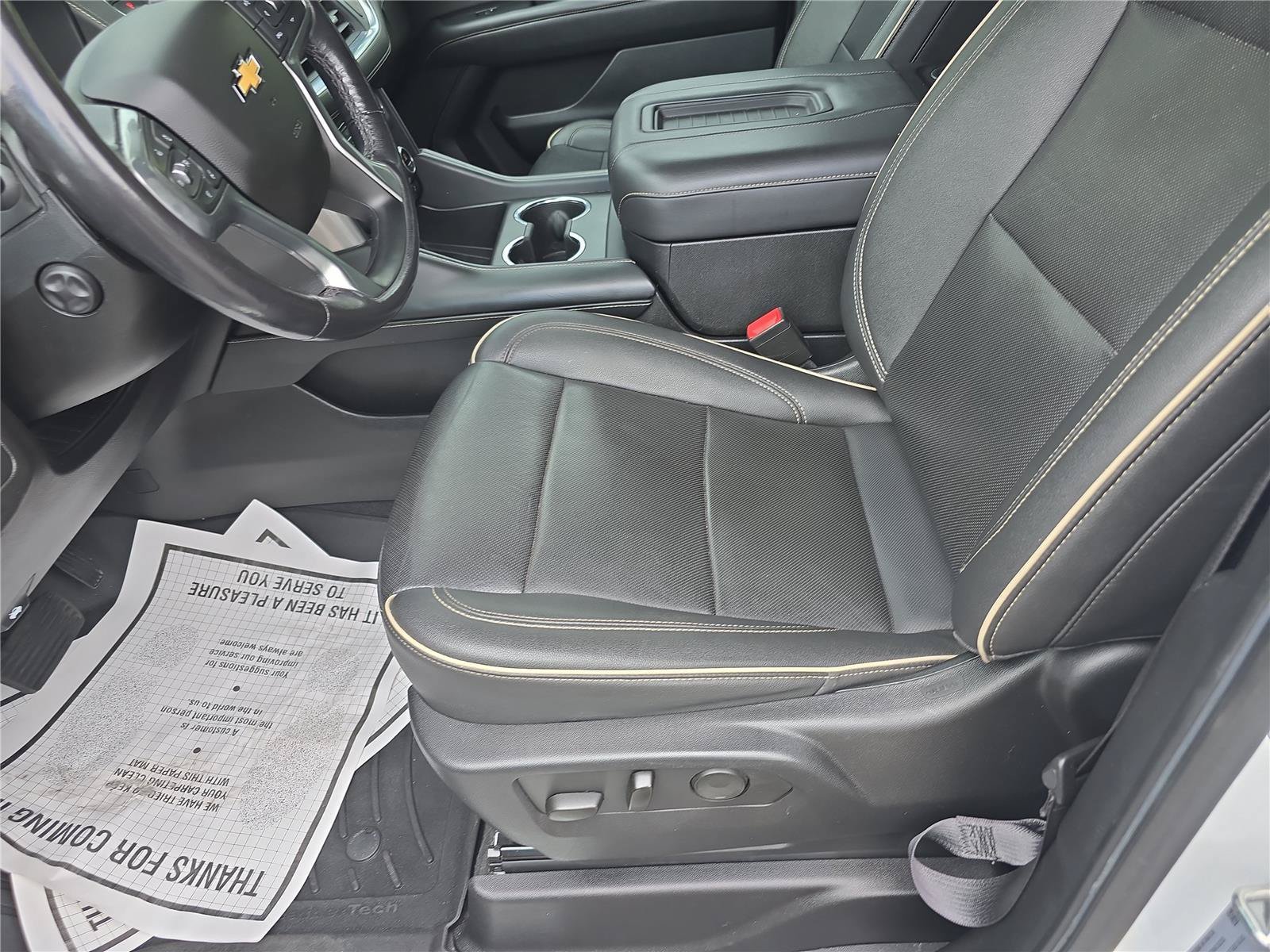 Used 2022 Chevrolet Suburban Premier AWD/4WD image 21