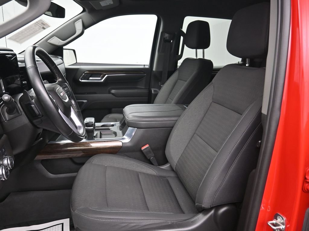 Used 2024 GMC Sierra 1500 Elevation w/ X31 Off-Road Package image 9
