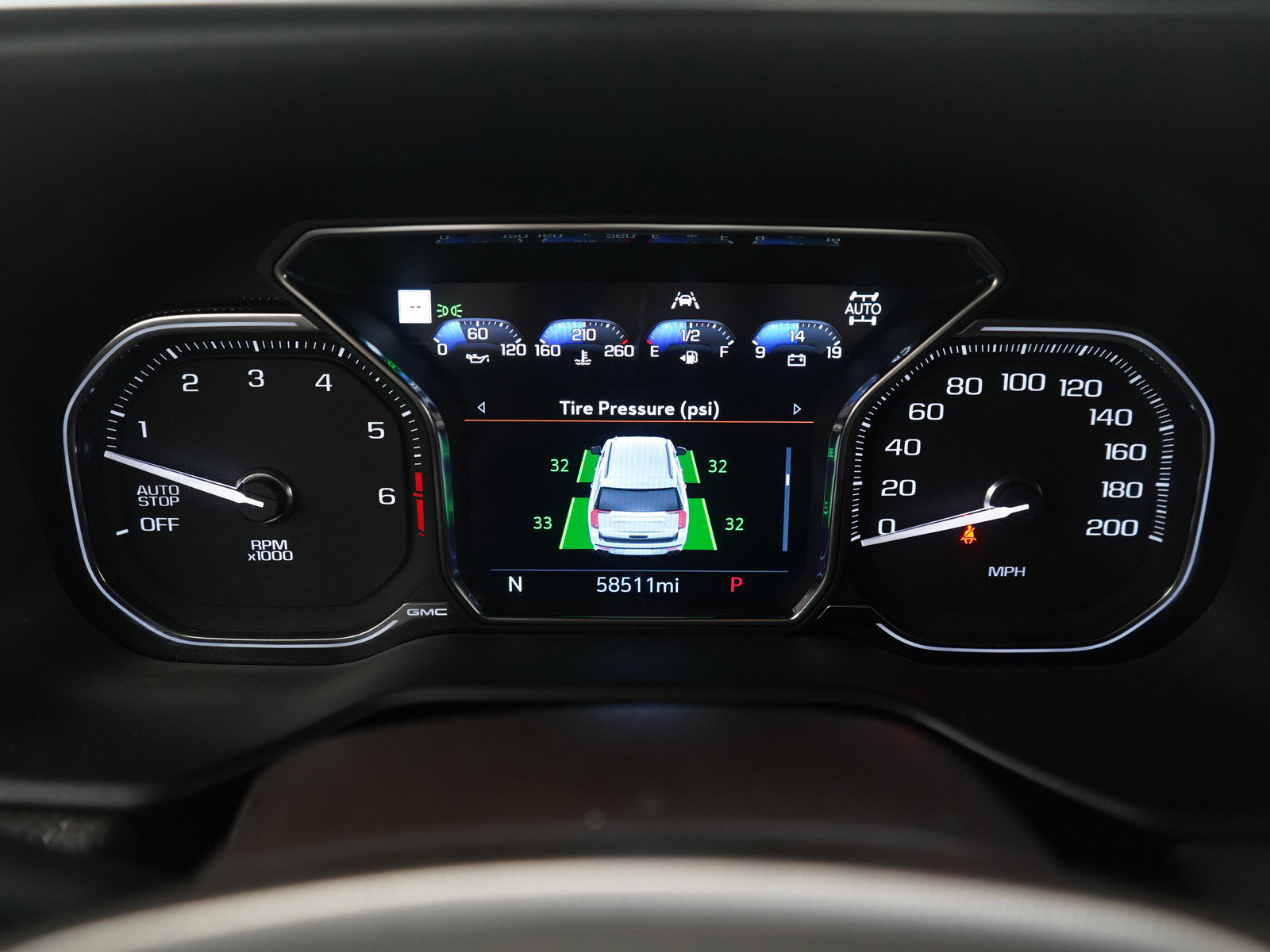 Used 2021 GMC Yukon XL Denali image 29