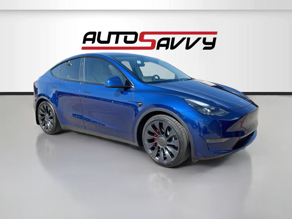 Used 2024 Tesla Model Y Performance AWD/4WD image 1