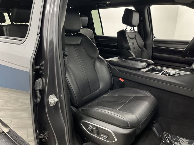 Used 2023 Jeep Wagoneer Series II w/ Premium Group I image 32