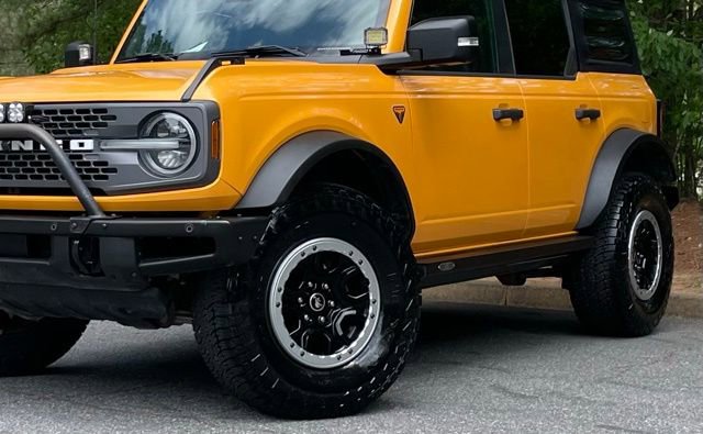Used 2021 Ford Bronco Badlands AWD/4WD image 2