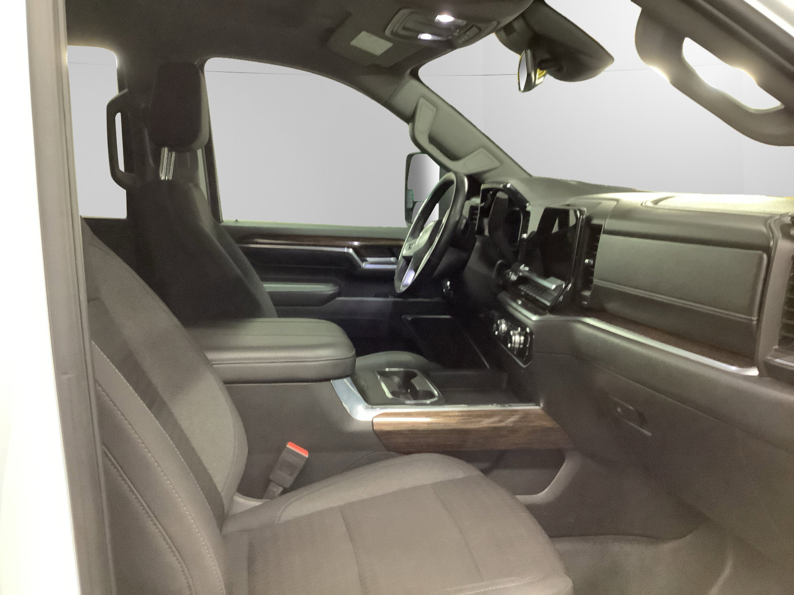 Used 2024 GMC Sierra 3500 SLE w/ SLE Convenience Package image 15