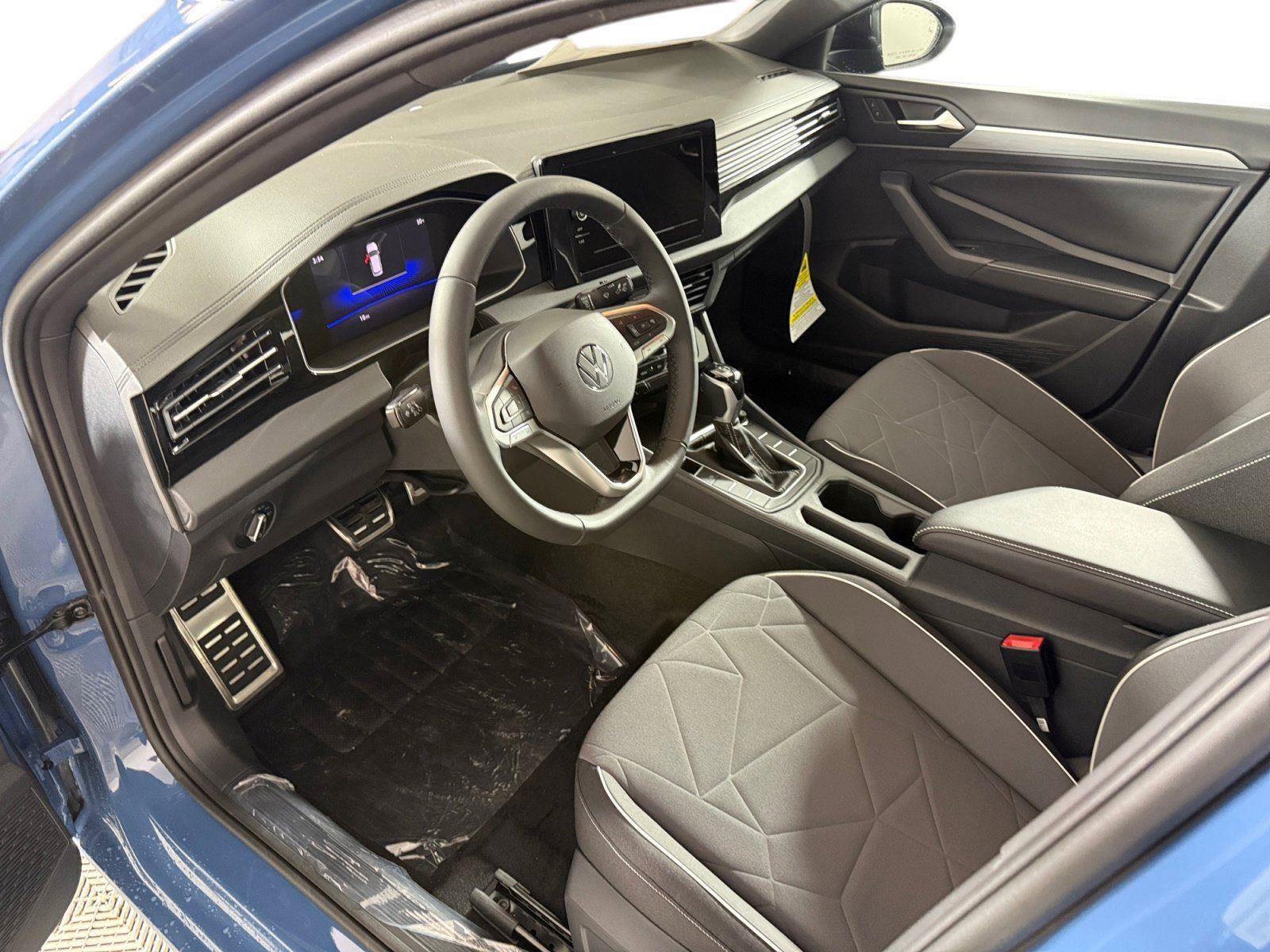 New 2026 Volkswagen Jetta Sport FWD image 2