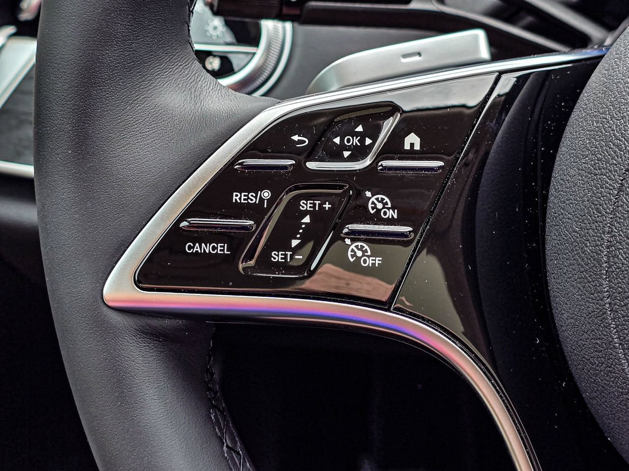 New 2026 Mercedes-Benz E 350 4MATIC Sedan image 21