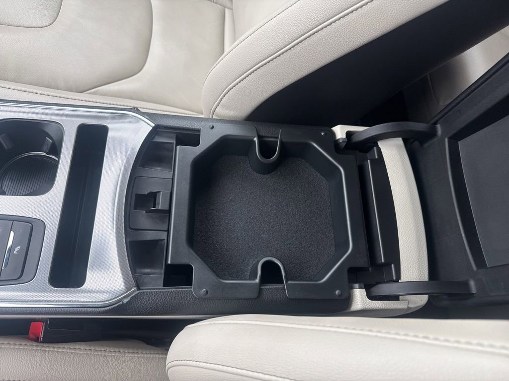 Certified 2022 Ford Edge Titanium w/ Class II Trailer Tow Package image 28