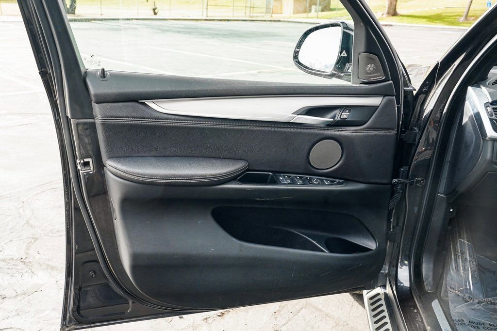 Used 2018 BMW X5 xDrive40e w/ M Sport Package image 9