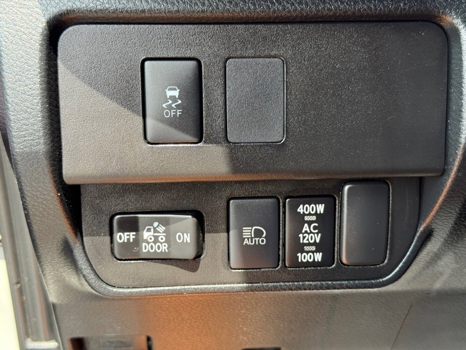 Used 2020 Toyota Tacoma 4x4 Double Cab image 32