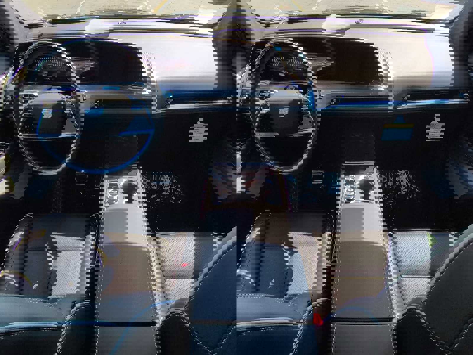 New 2026 Cadillac Vistiq Platinum image 13