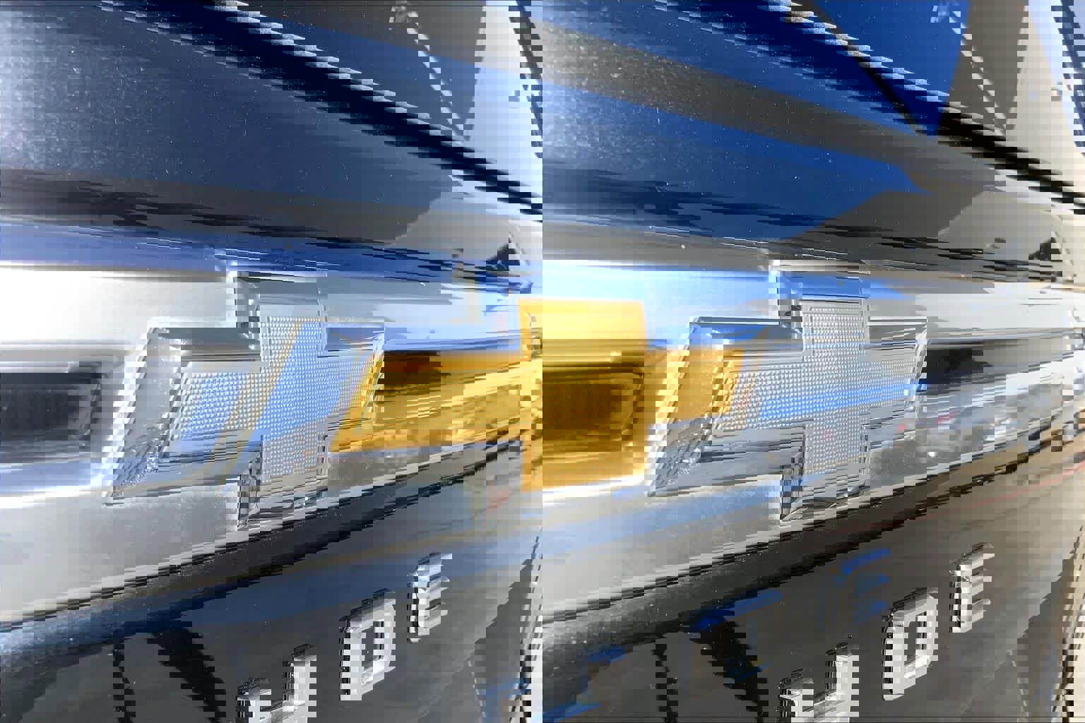 Used 2022 Chevrolet Tahoe High Country w/ Max Trailering Package AWD/4WD image 31