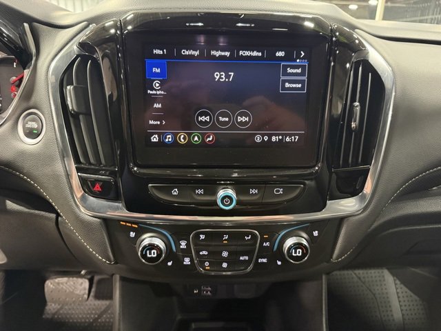 Used 2023 Chevrolet Traverse Premier image 18
