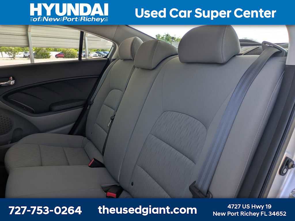 Used 2015 Kia Forte LX FWD image 13