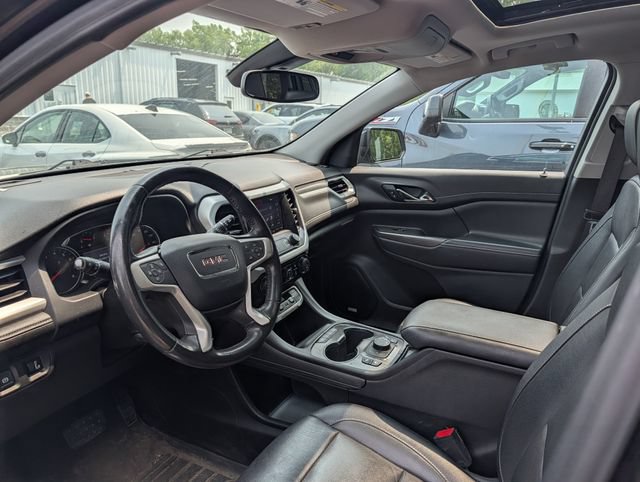 Used 2020 GMC Acadia SLT w/ Premium Package AWD/4WD image 4