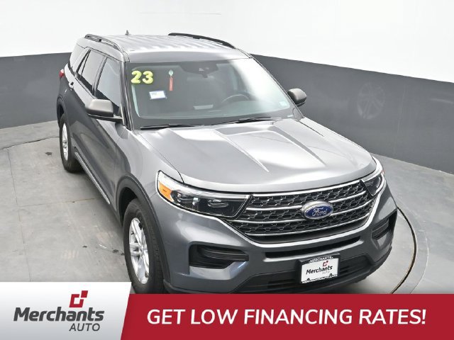 Used 2023 Ford Explorer XLT AWD/4WD image 22