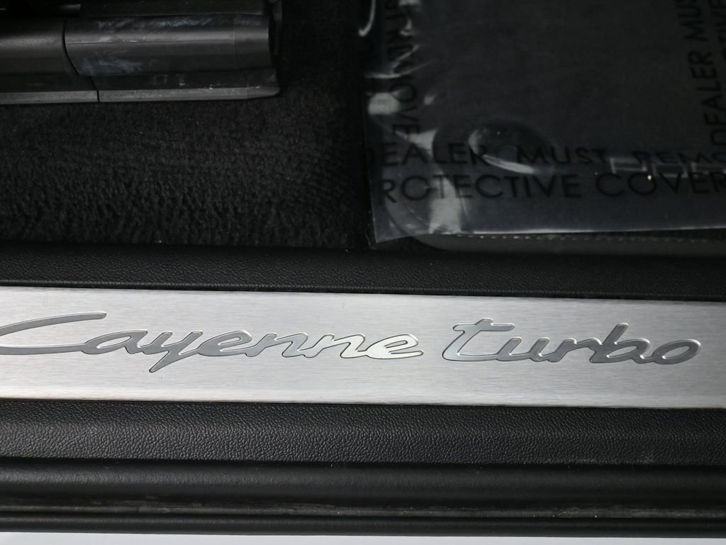 Certified 2024 Porsche Cayenne Turbo image 31