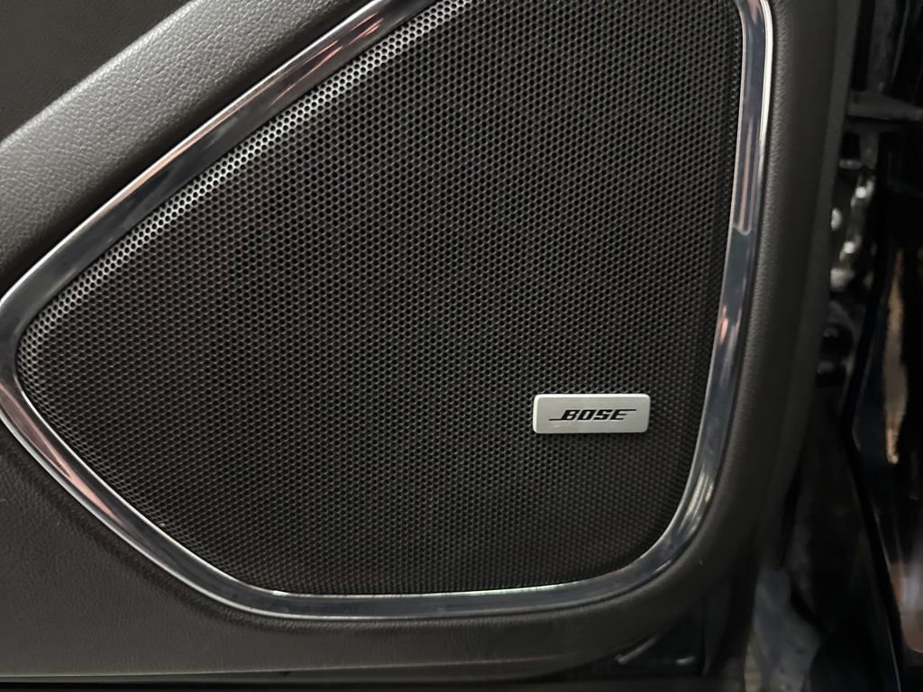 Used 2019 GMC Yukon XL Denali w/ Denali Ultimate Package RWD image 12