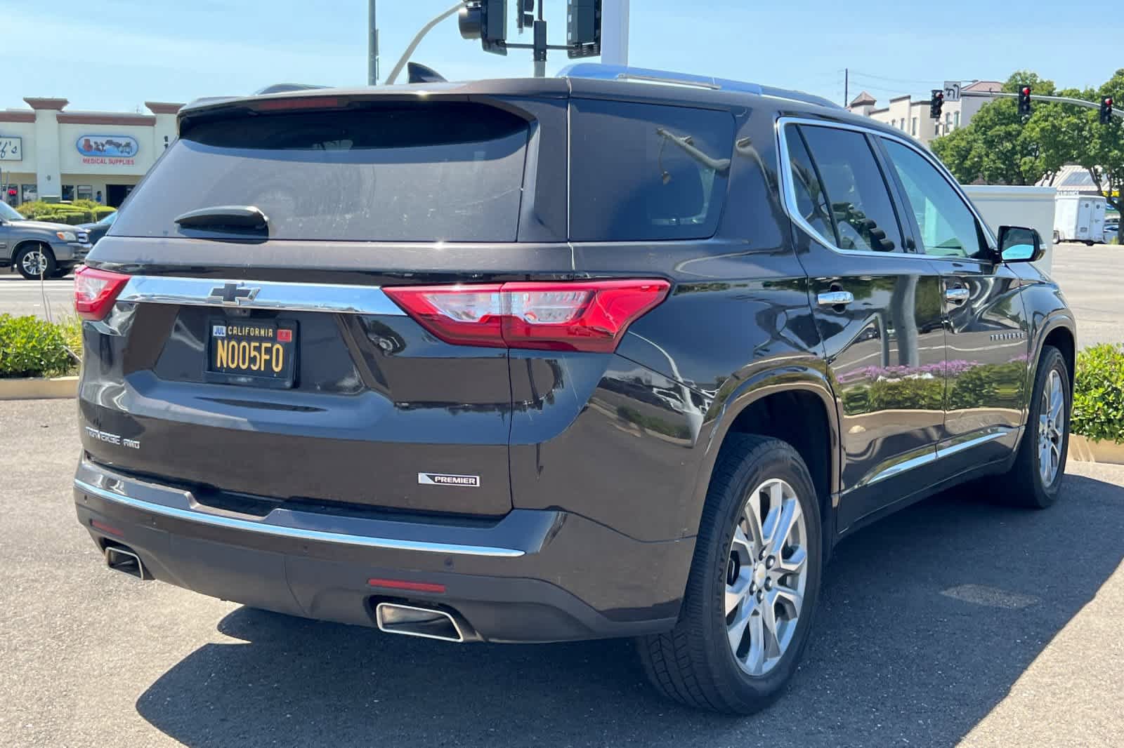 Used 2018 Chevrolet Traverse Premier w/ LPO, Floor Liner Package AWD/4WD image 4