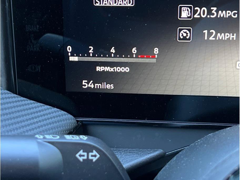 New 2025 Nissan Kicks SR FWD image 21