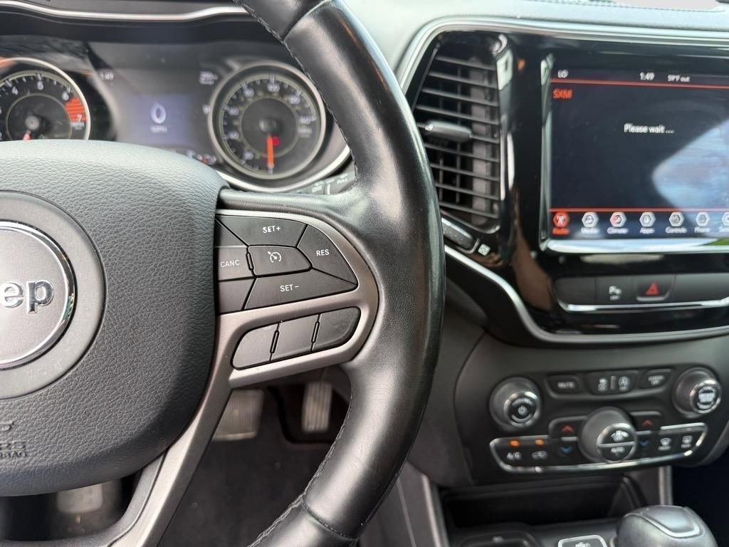 Used 2020 Jeep Cherokee Limited image 16