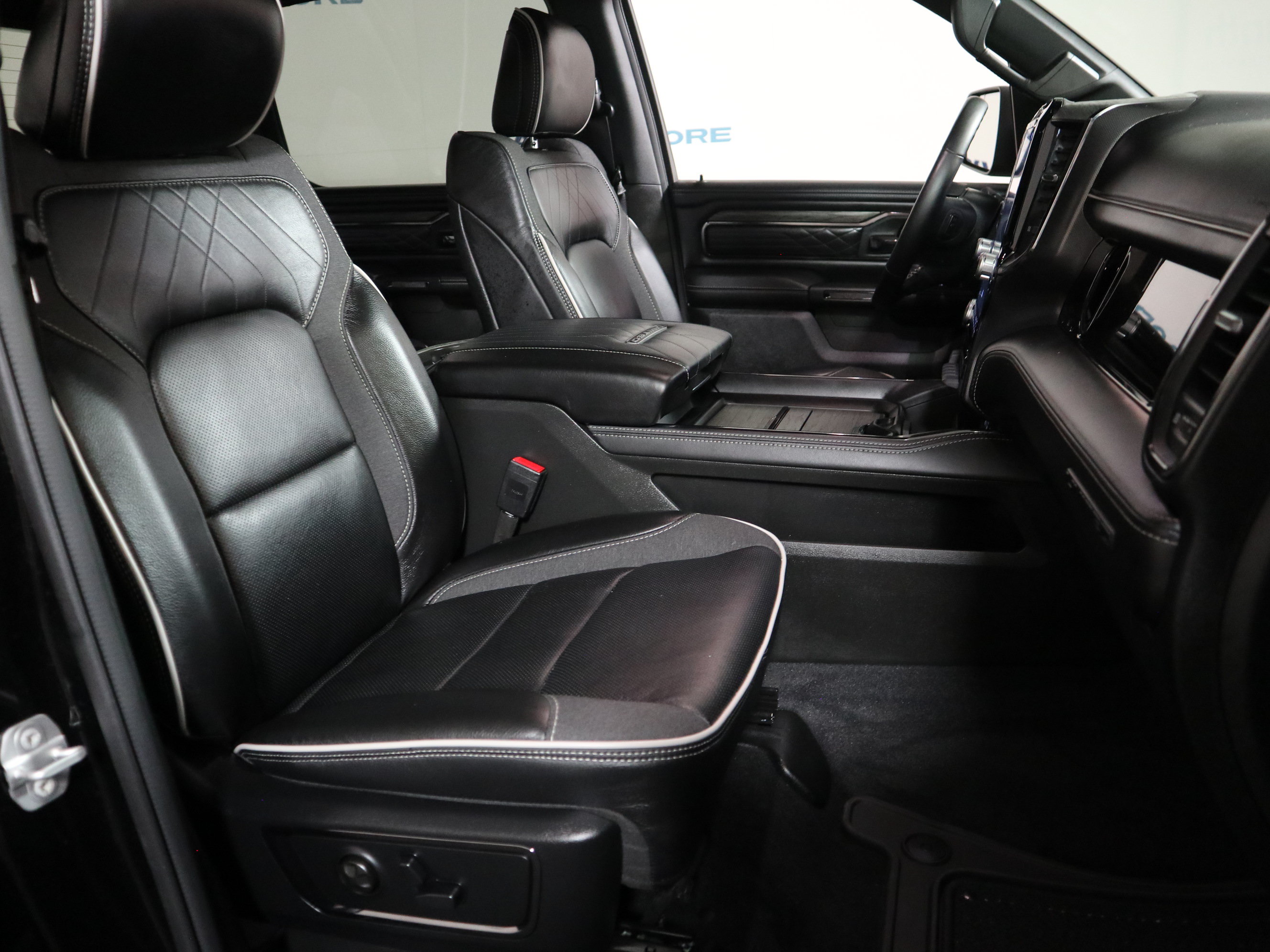 Used 2026 RAM 1500 Limited w/ Bed Utility Group AWD/4WD image 20