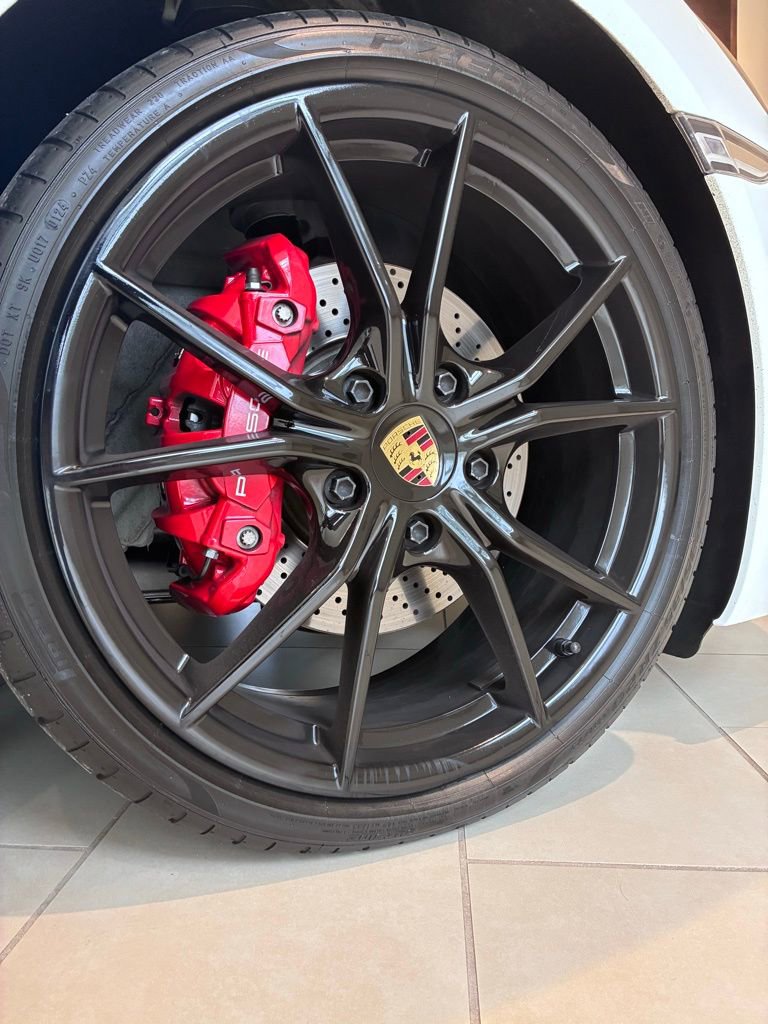 Used 2024 Porsche 718 Cayman S RWD image 21