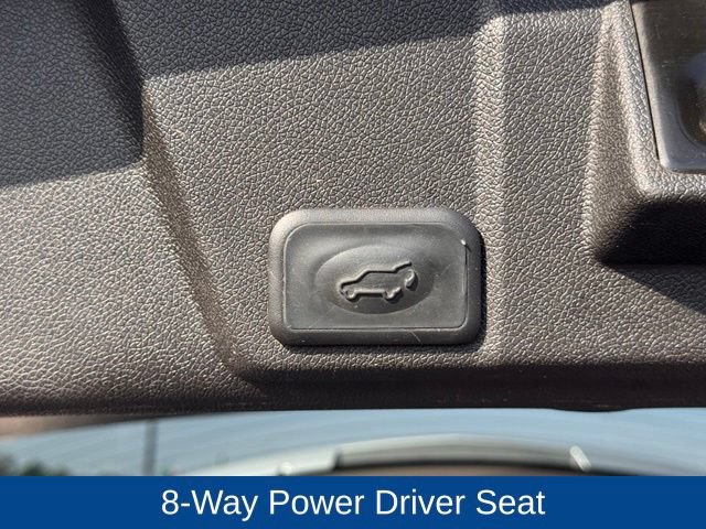 Used 2013 Chevrolet Traverse LTZ AWD/4WD image 37