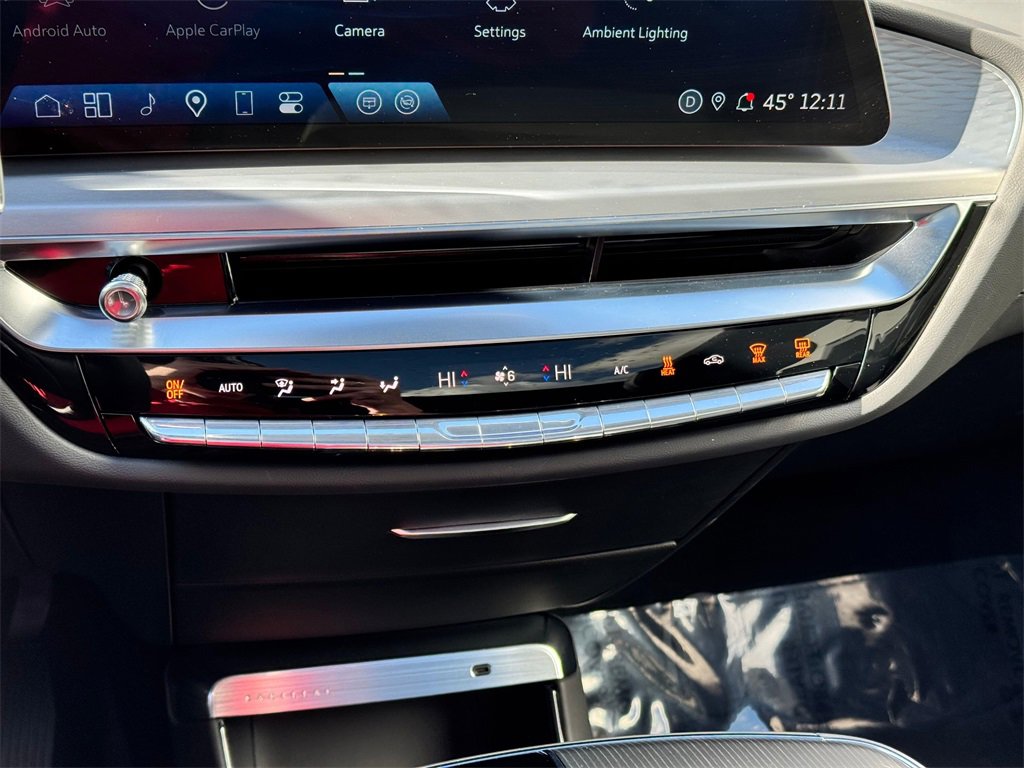 Used 2025 Cadillac Lyriq Sport image 23