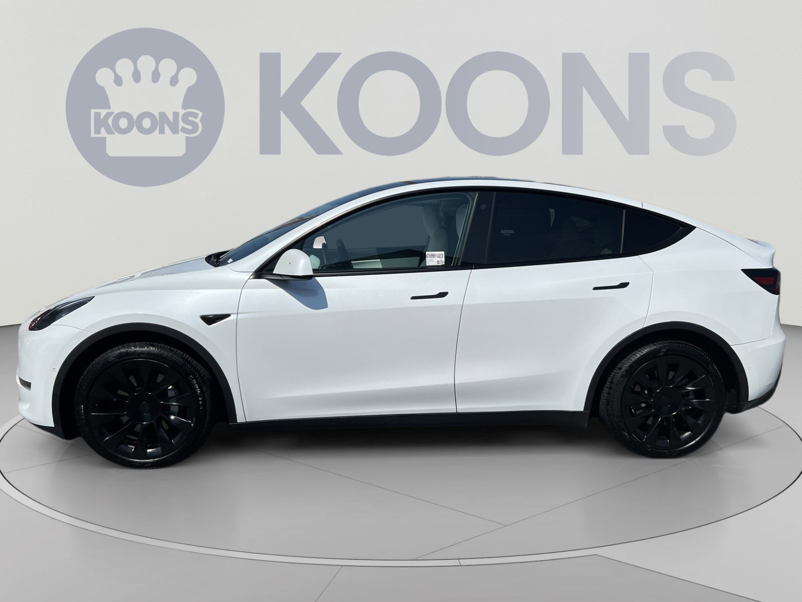 Used 2021 Tesla Model Y Long Range AWD/4WD image 2