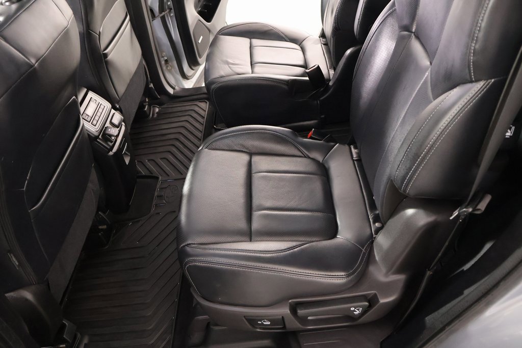 Used 2022 Subaru Ascent Touring w/ Popular Package #2A image 12