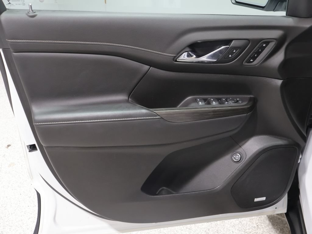 Used 2020 GMC Acadia SLT w/ Driver Alert Package II AWD/4WD image 14