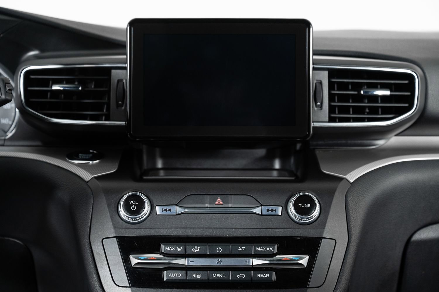 Used 2020 Ford Explorer XLT w/ Equipment Group 202A image 38