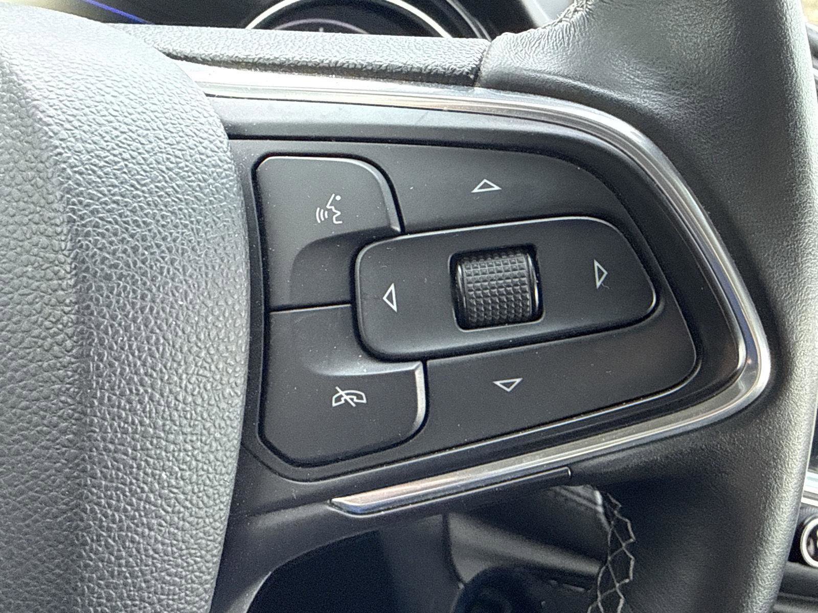 Used 2023 Buick Encore GX Preferred w/ Cold Weather Comfort Package image 16