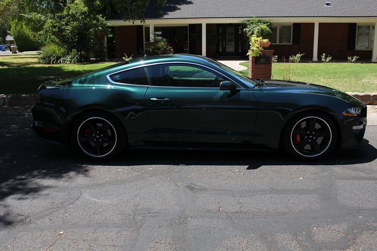 Used 2019 Ford Mustang Bullitt RWD image 3