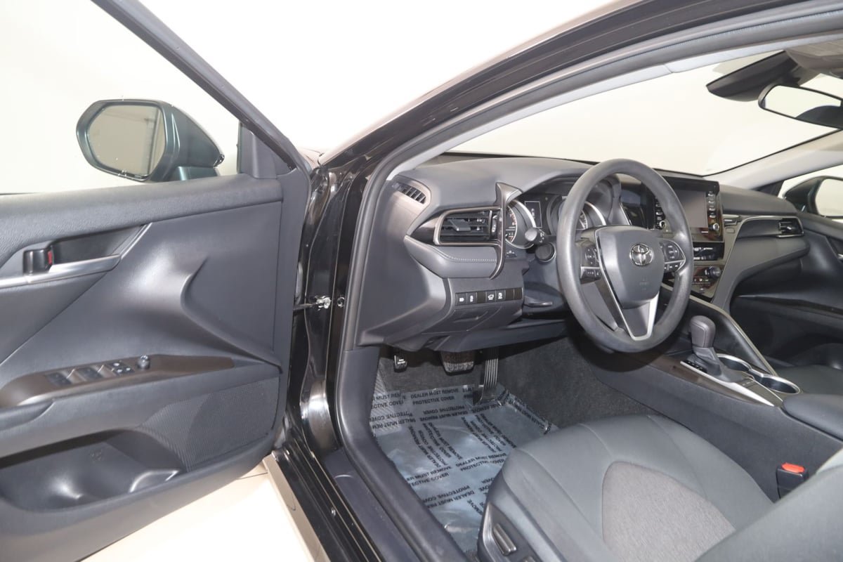 Used 2023 Toyota Camry LE FWD image 35