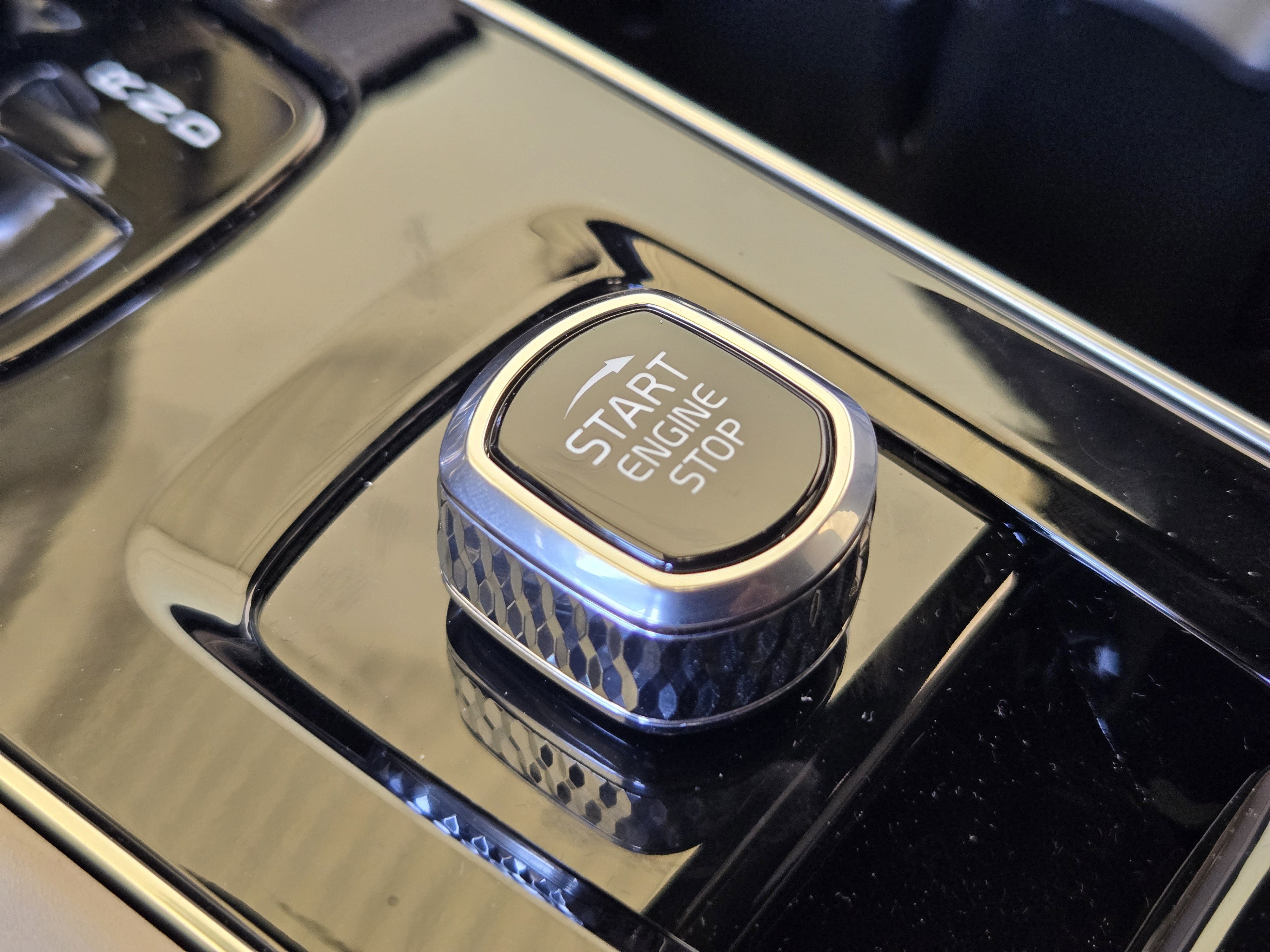 New 2026 Volvo XC90 B5 Core AWD/4WD image 34