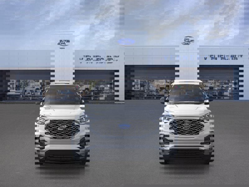 New 2024 Ford Edge SE image 6