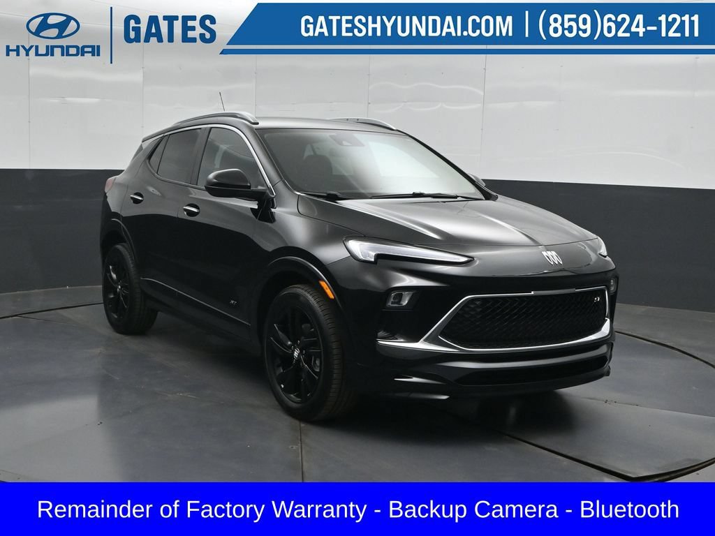 Used 2025 Buick Encore GX Sport Touring FWD image 4