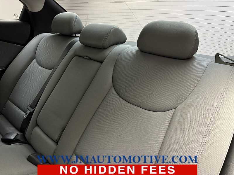 Used 2013 Hyundai Elantra GLS w/ Preferred Pkg FWD image 15