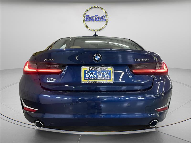 Used 2019 BMW 330i xDrive Sedan w/ Convenience Package AWD/4WD image 4
